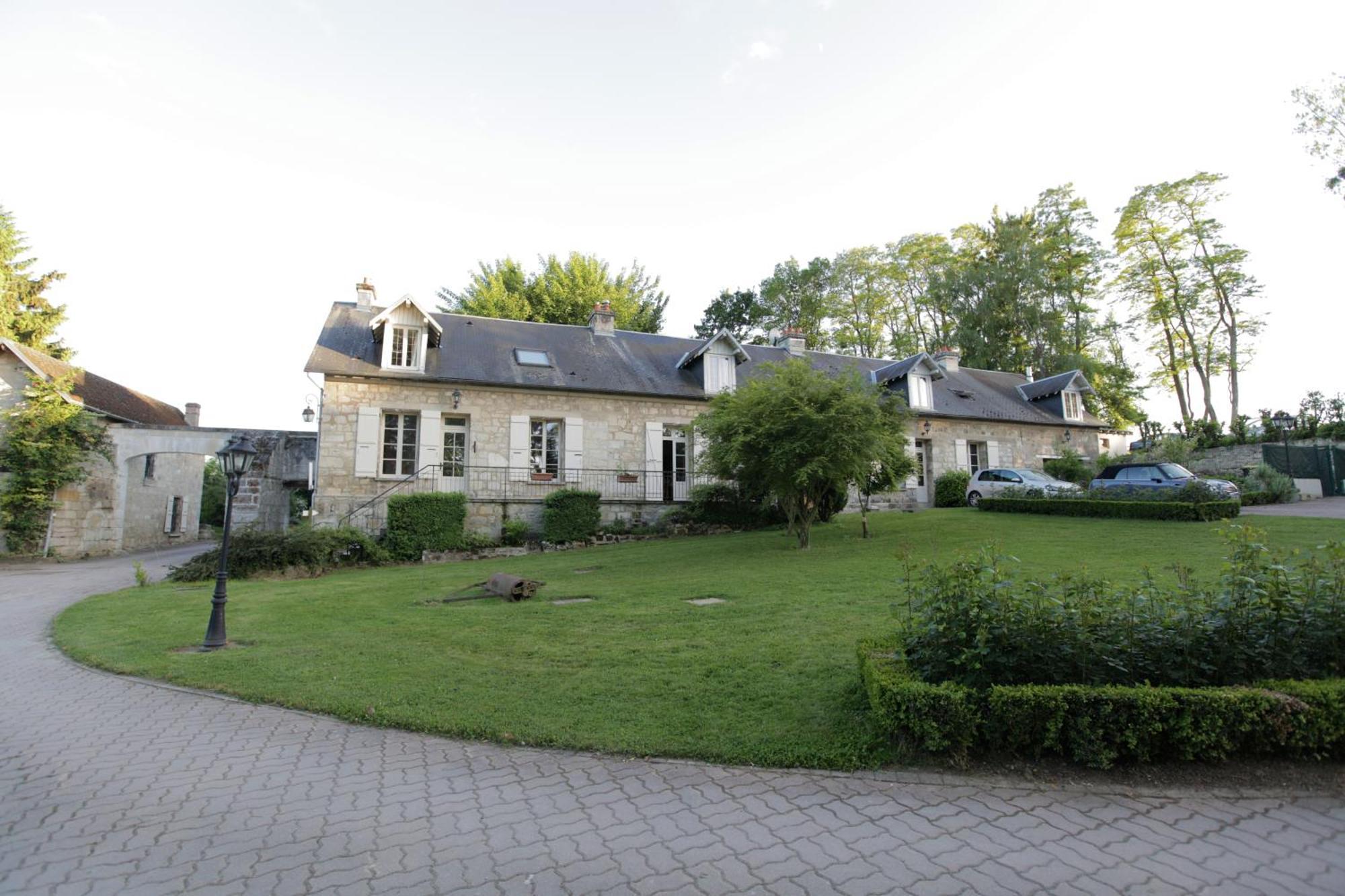 Вилла Domaine Le Translon Saint-Pierre-Aigle Номер фото